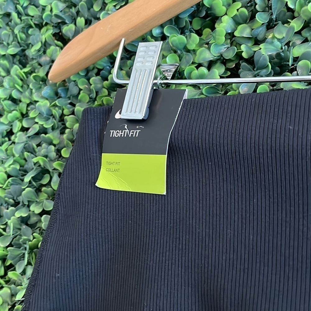 NWT Nike yoga leggings with tie detail in black - Picture 11 of 16